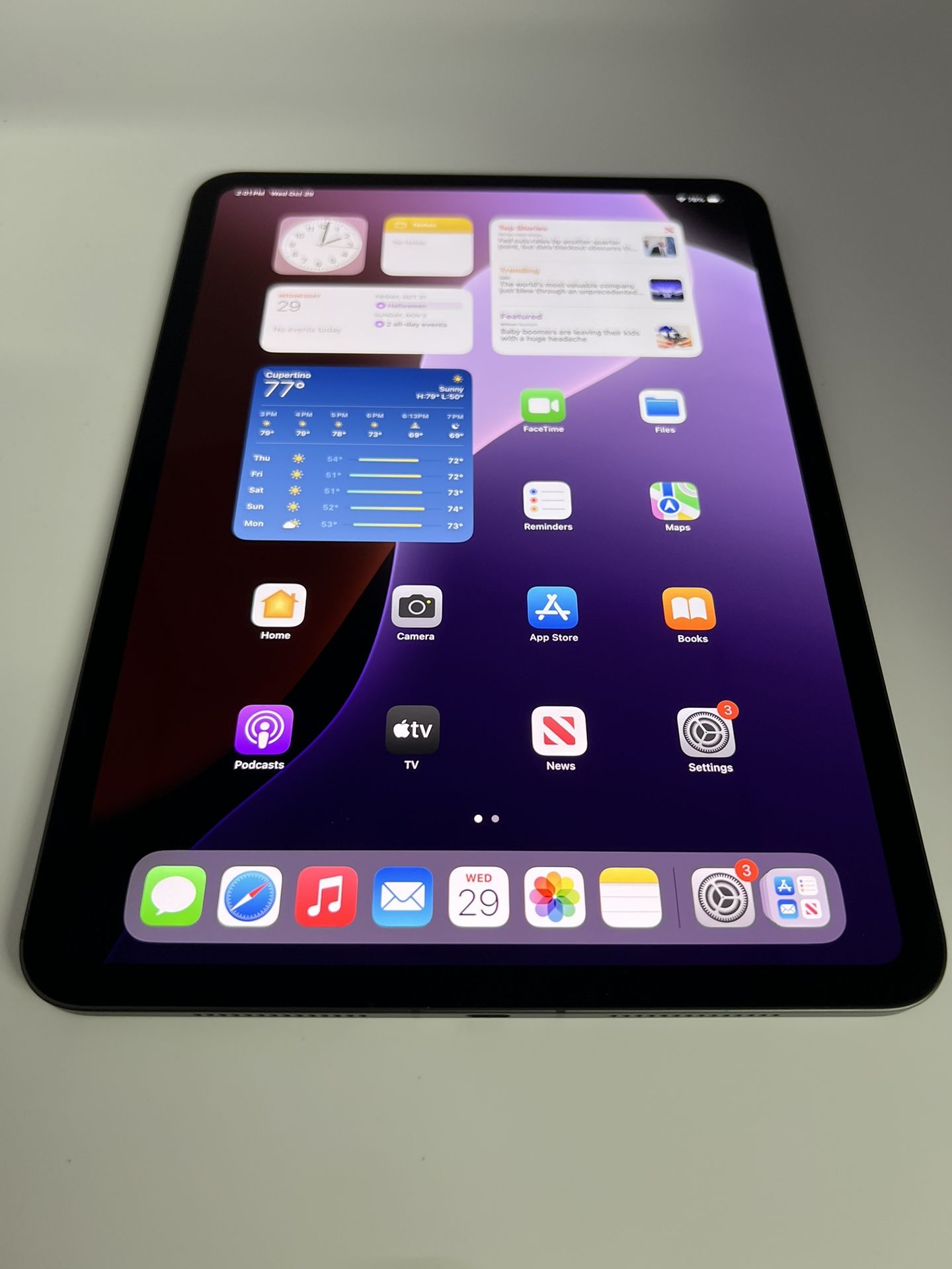 Apple IPad Pro M4 256GB WiFi & Cell 11” Very Nice!