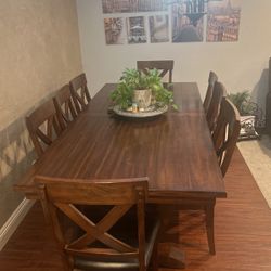 Table & Chairs