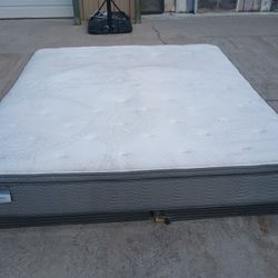 King Used Pillowtop Mattress And Box Spring 