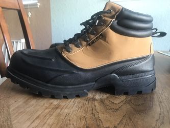 MEN’S size 12 FILA HIKING BOOTS