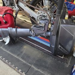 Nissan 2 stroke 5hp Outboard