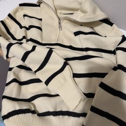 Cream striped knit hoodie — cozy, soft, premium quality