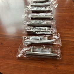 New Kitchen Pulls Brushed Nickel (8) All For 15$