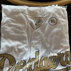 Dodgers Golden Players Jersey SGA. Kike Hernandez #8. SGA 