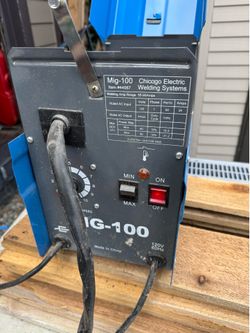 Chicago electric Welding system. MiG-100