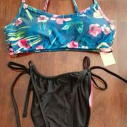 Brand New W/ Tags Size Medium bathing 