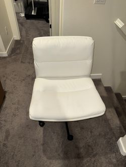 White Vanity Seat