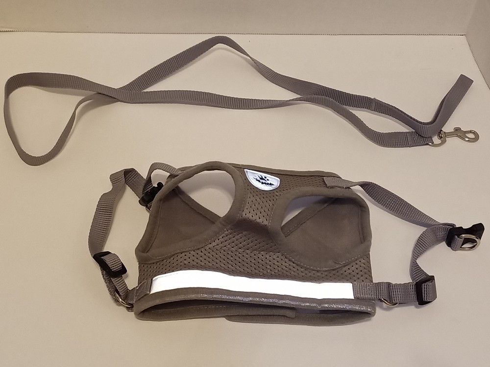 Dog Harness (Medium) With Lease