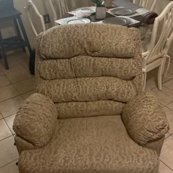 Vibrating Lounger
