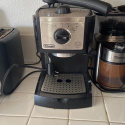 DeLonghi Espresso Maker