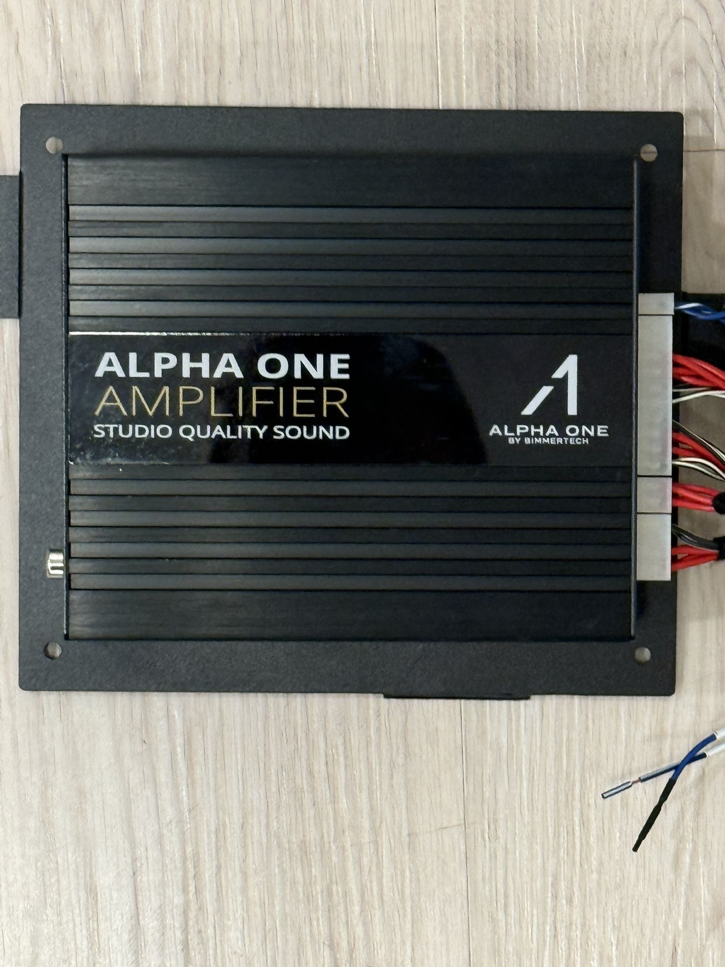 BMW Alpha One Amplifier UP8