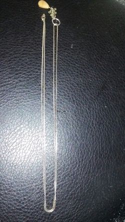 32" sterling silver box chain with pendant