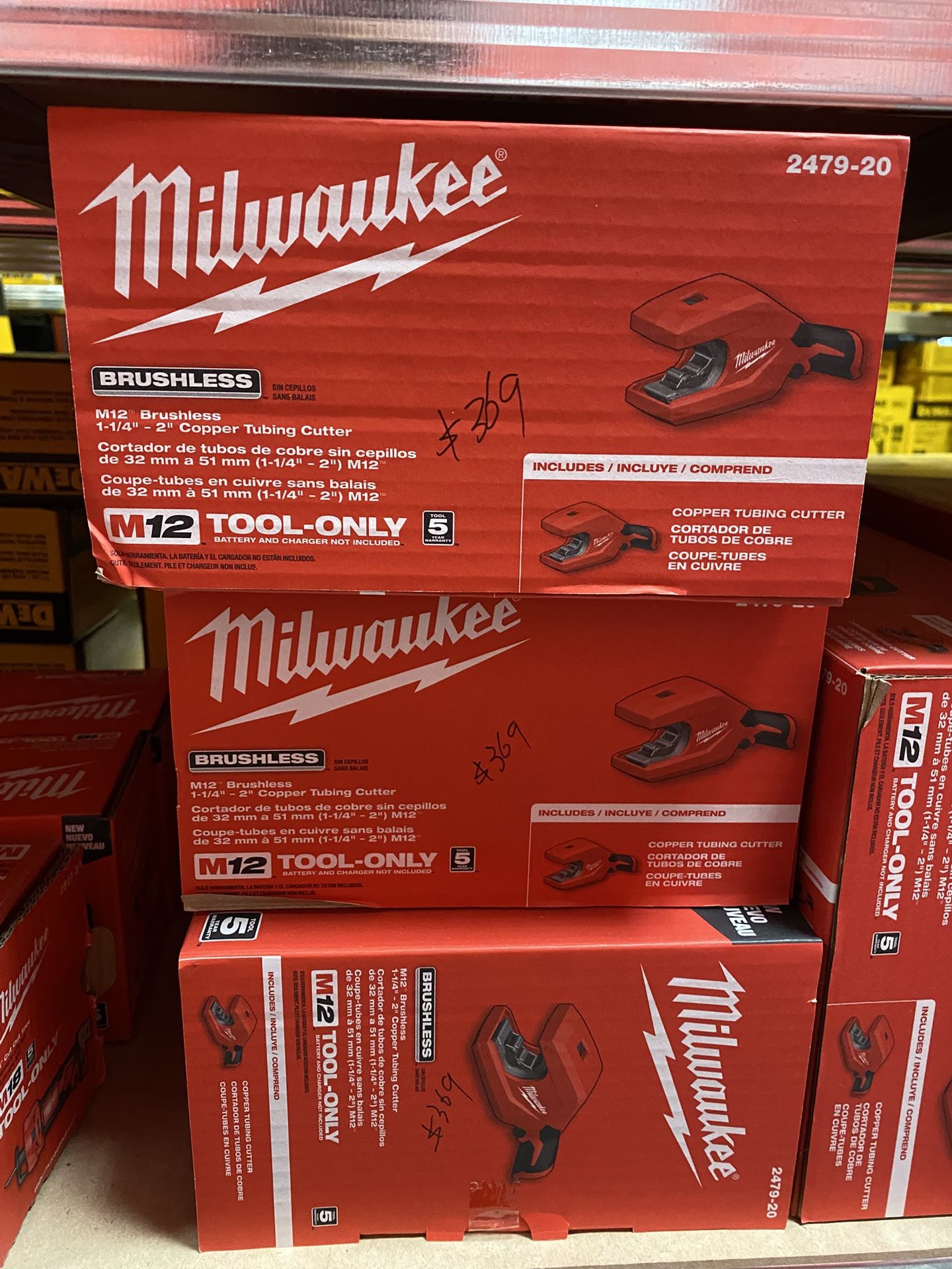 M12 12-Volt Lithium-Ion Brushless Cordless 1-1/4 in. - 2 in. Copper Tubing Cutter