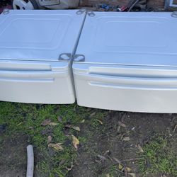 PEDESTAL FOR WASHER AND DRYER