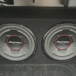 Pioneer Dual 12” Subwoofers In Box