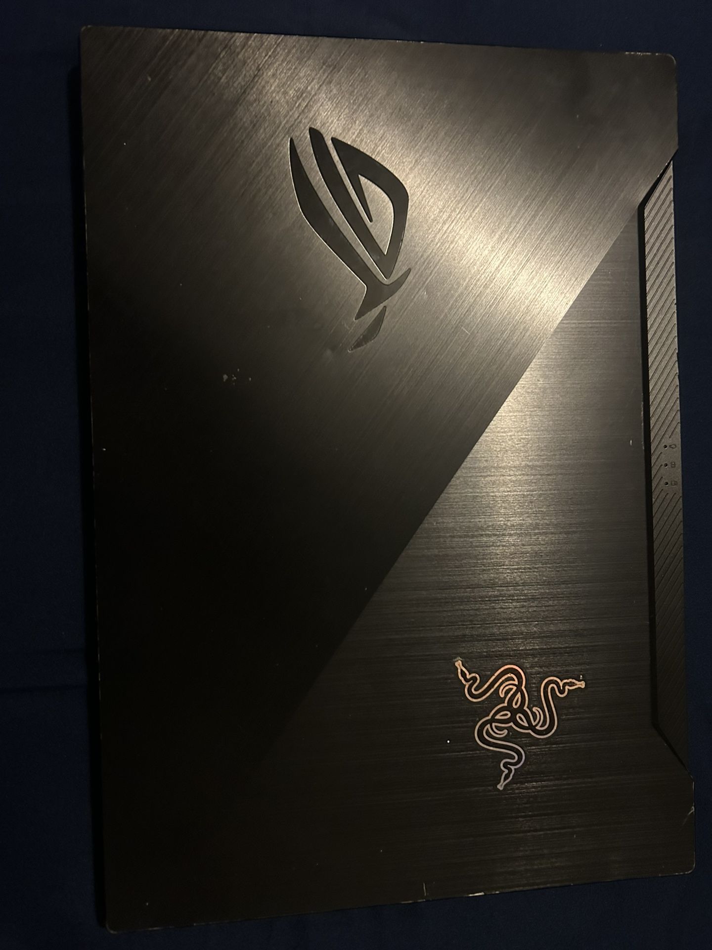 ASUS ROG Zephyrus GA502DU Laptop