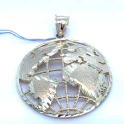 10Kt Yellow Gold Open World Pendant 5.16g 200237/9