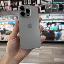 iPhone 16 Pro 256GB Unlocked