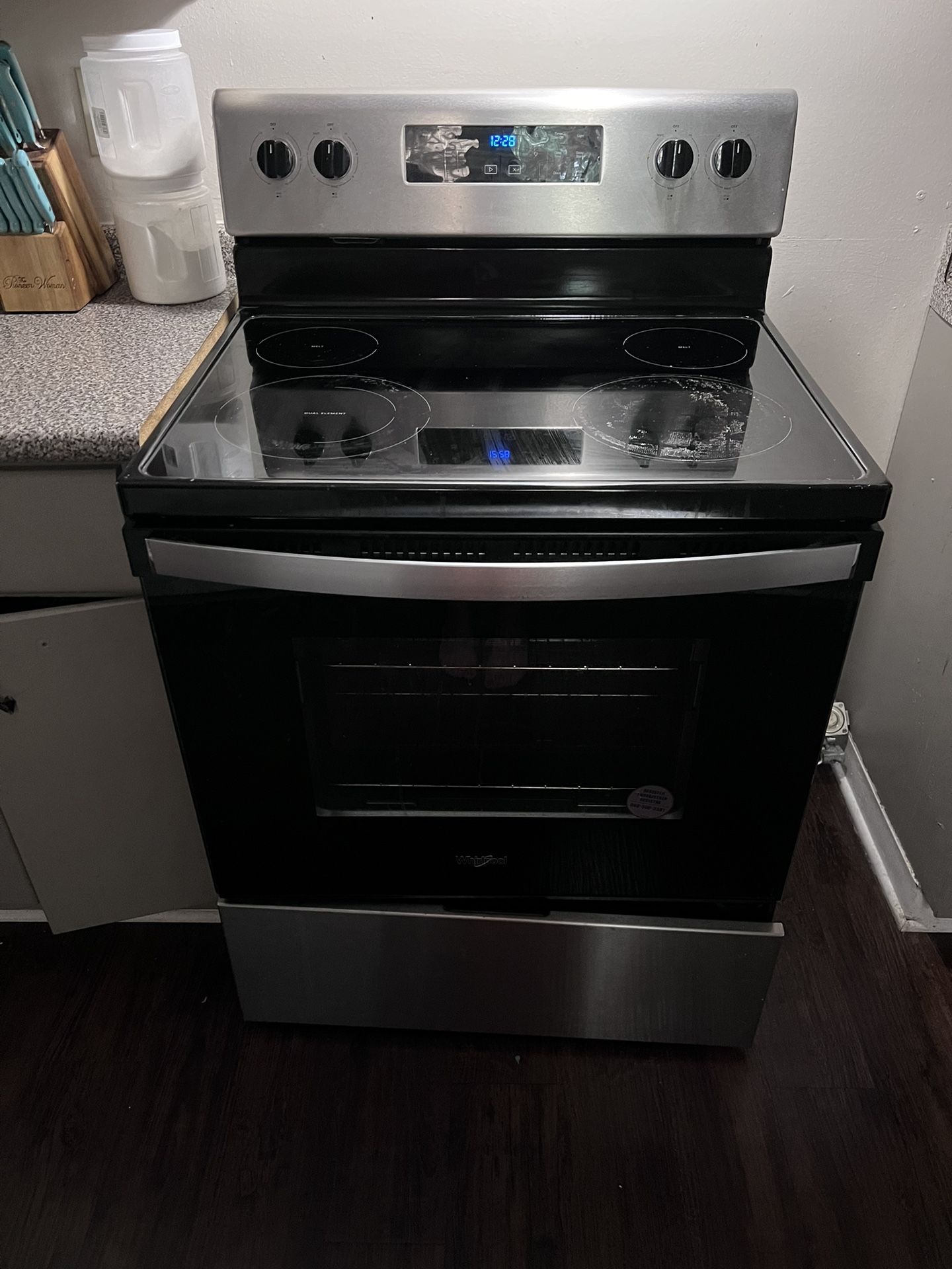 Whirlpool Electric Stove