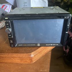 Dual Touchscreen Radio