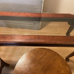 Coffee Table + 2 Stands