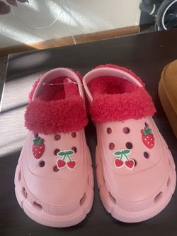 Strawberry Slippers Size 13
