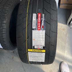 305/35/20 NITTO Nt05