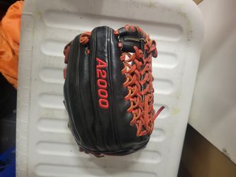 A2000 Wilson Glove