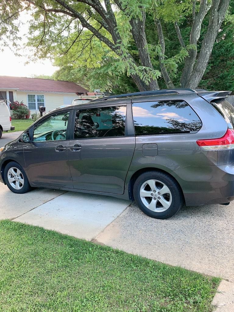 2012 Toyota Sienna