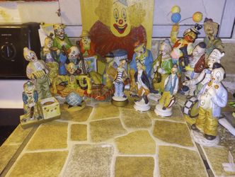 Vintage porcelain Clowns