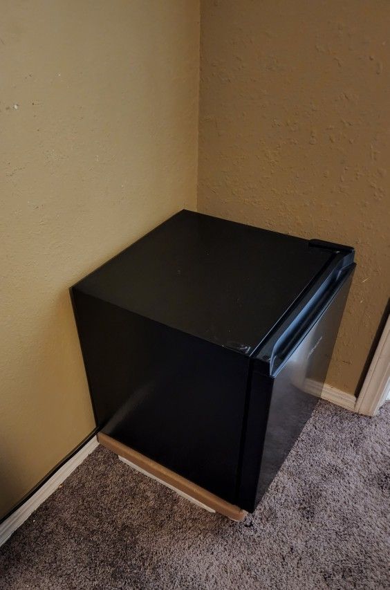 Mini Refrigerator