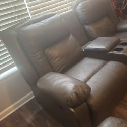 Recliner Couch’s For Sale 