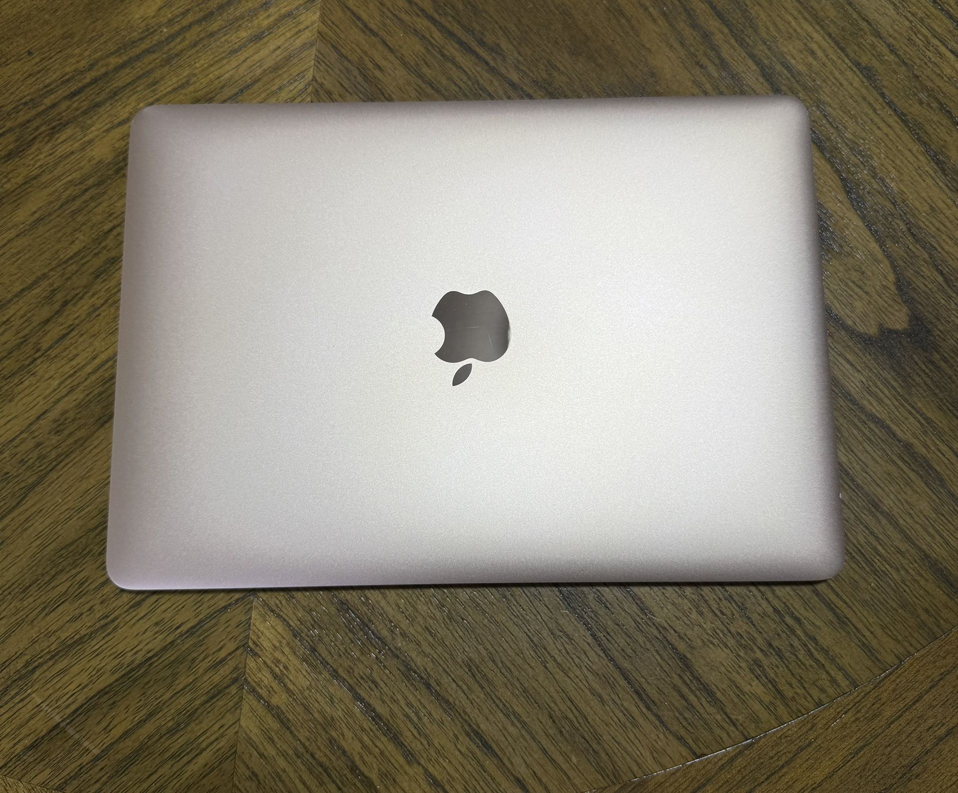 Apple MacBook 12-Inch (2017)