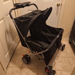 LIKE NEW! COLLAPSIBLE BLACK DOUBLE PET STROLLER