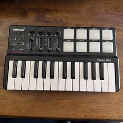 MIDI keyboard 