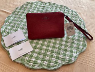 NEW Coach CrossGrain  Leather Small Corner Zip Wristlet