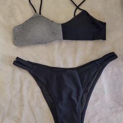 Brand new!!! Shein bikini swim set size small.
