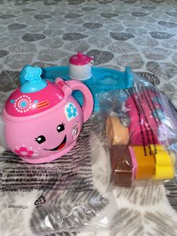 Fisher-Price Laugh & Learn Sweet Manners Tea Set Toy