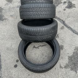 Set. Tires. 245. 45. 20. Bf. Godrich