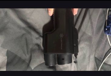 CCs  charger adapter