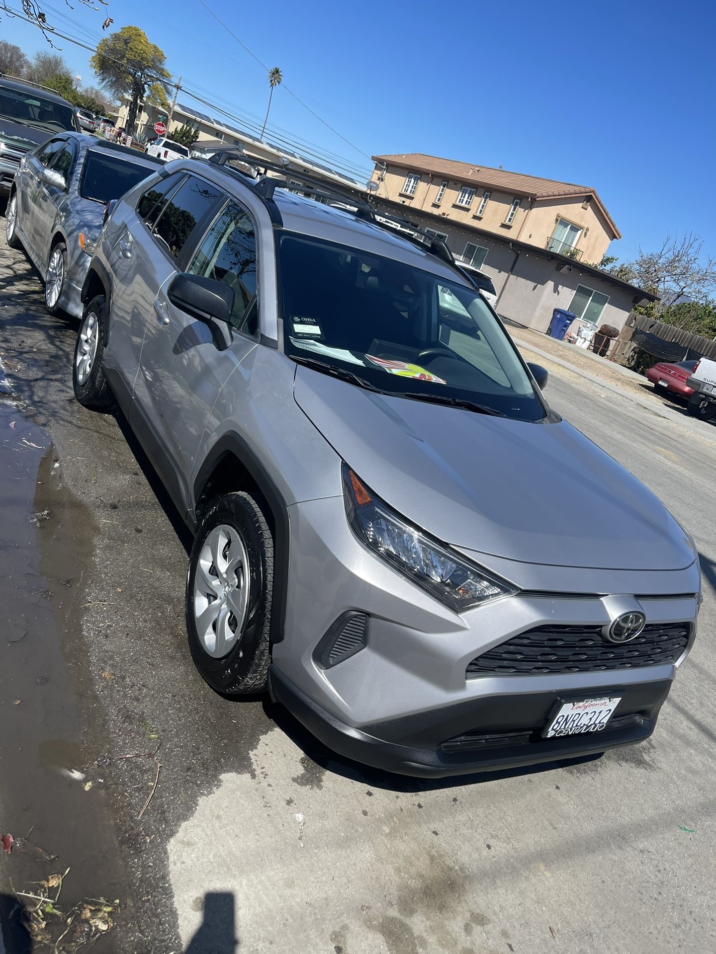 Toyota RAV4 Oem Wheels With Hub Caps