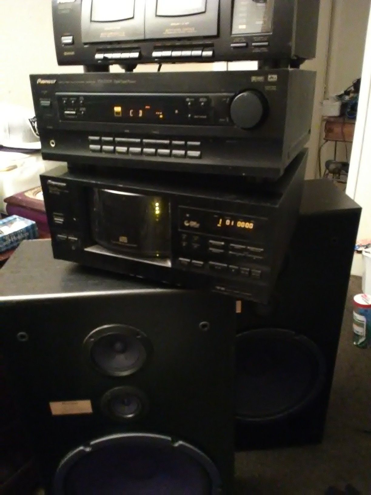 Pioneer stereo receiver, 101 cd disc changer,2 cassette player with 2 speakers 15 inch