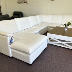 100% Real Leather Sectional With a Chaise- Arond
