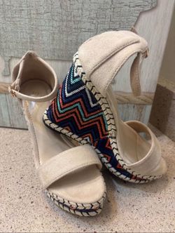 Multi-colored Size 7.5/8 Chevron Woven Wedge Sandals featuring a platform and ankle strap.  Excellent condition   Ready to ship.