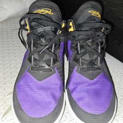 Mens Shoes Basket Ball $100