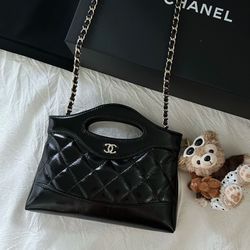 Chanel 31 Nano Bag - Black