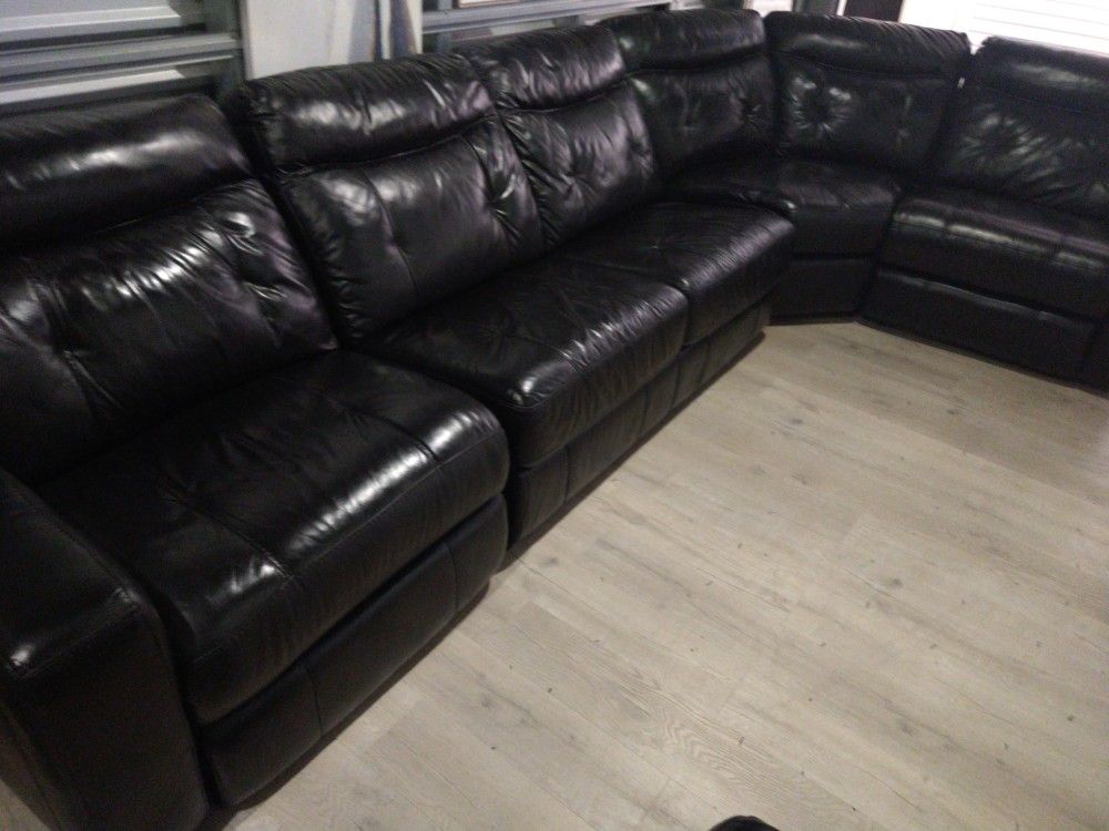 SECTIONAL GENUINE LEATHER RECLINER ELECTRIC BLACK COLOR... DELIVERY SERVICE AVAILABLE ✅🚚💥