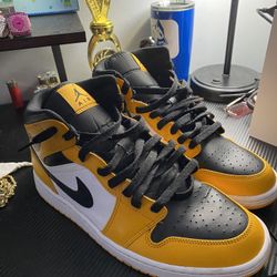 jordan 1s- size 11