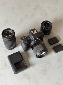 Canon EOS M50 Mark II Bundle – Body + 3 Lenses (15-45, 55-200, Sigma 30mm) + Batteries + Charger