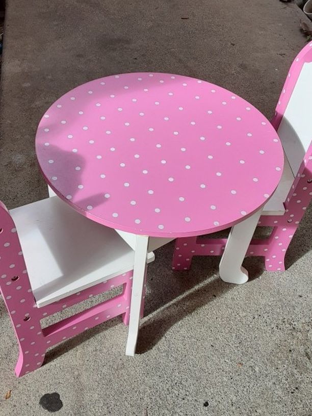 Doll Play Table And Chairs